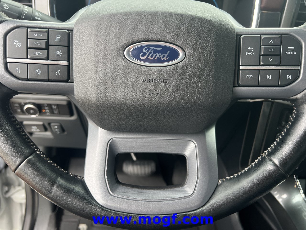 Used 2023 Ford F150 Lariat w/ Equipment Group 502A High AWD/4WD image 14