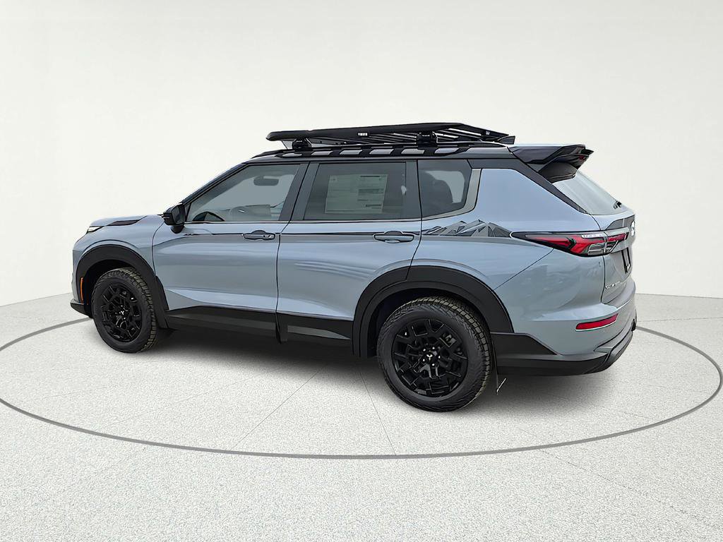 New 2026 Mitsubishi Outlander Trail Edition image 4