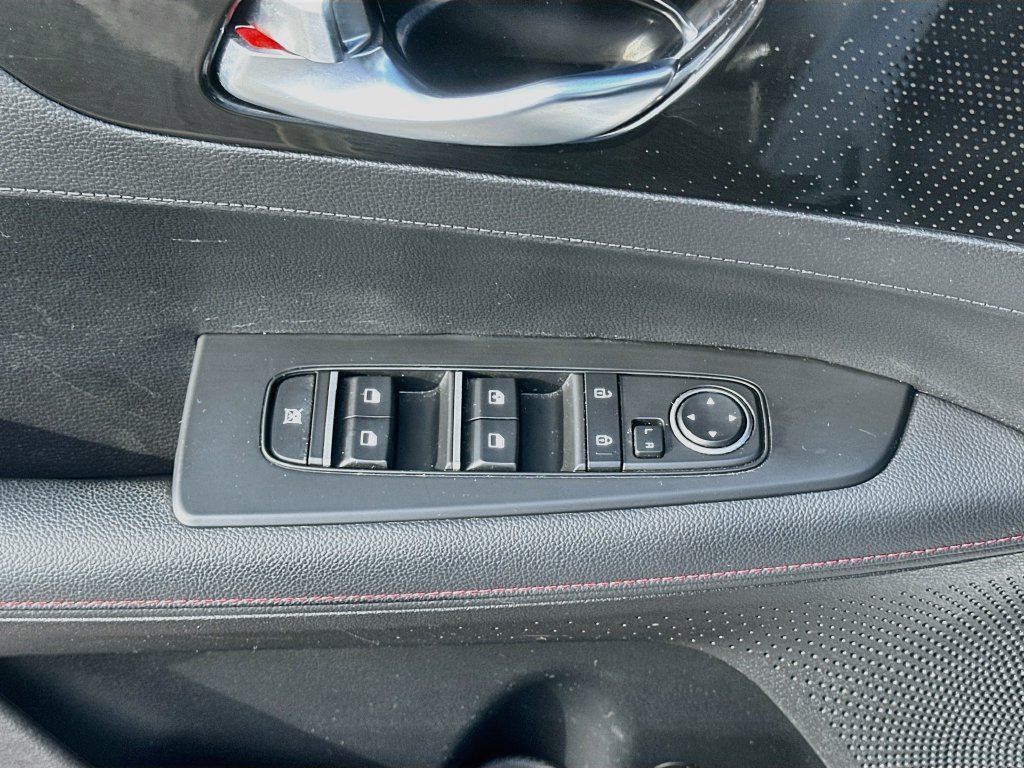 Certified 2023 Kia Forte GT w/ GT2 Package FWD image 18