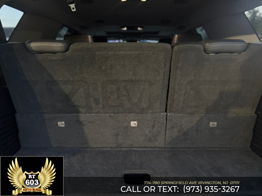 Used 2019 Cadillac Escalade Luxury AWD/4WD image 7