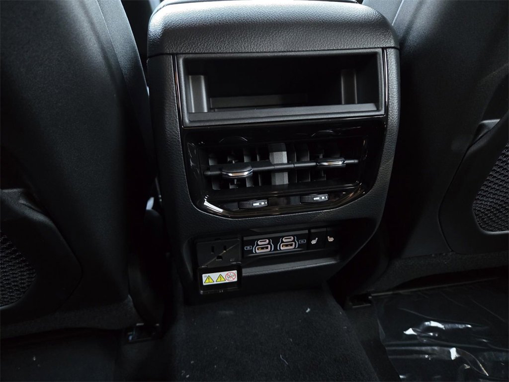 New 2025 Jeep Grand Cherokee Limited image 14