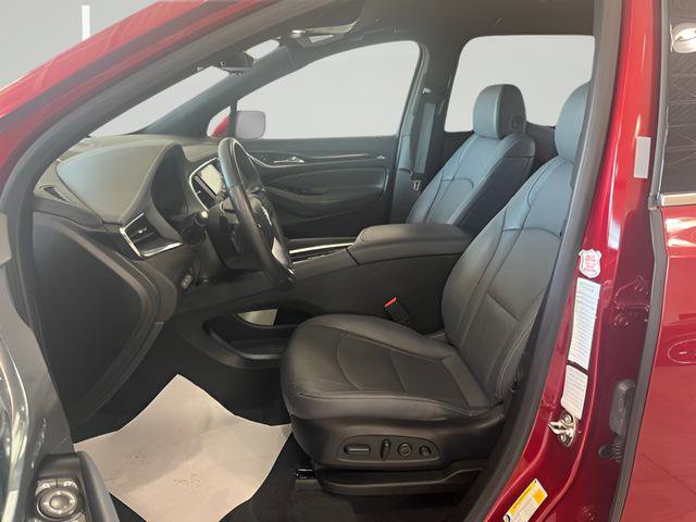 Used 2024 Buick Enclave Premium AWD/4WD image 9