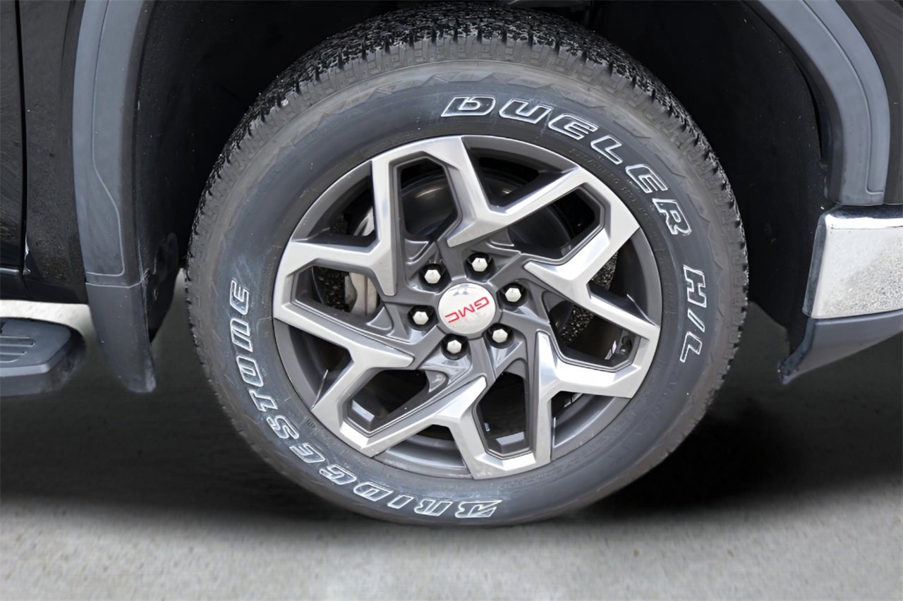 Used 2022 GMC Sierra 1500 SLT w/ SLT Premium Plus Package image 9