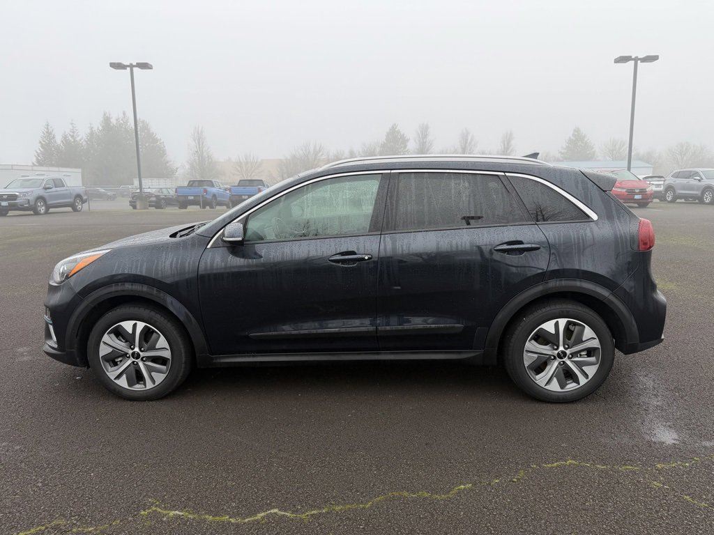 Used 2022 Kia Niro EX w/ Cold Weather Package image 5