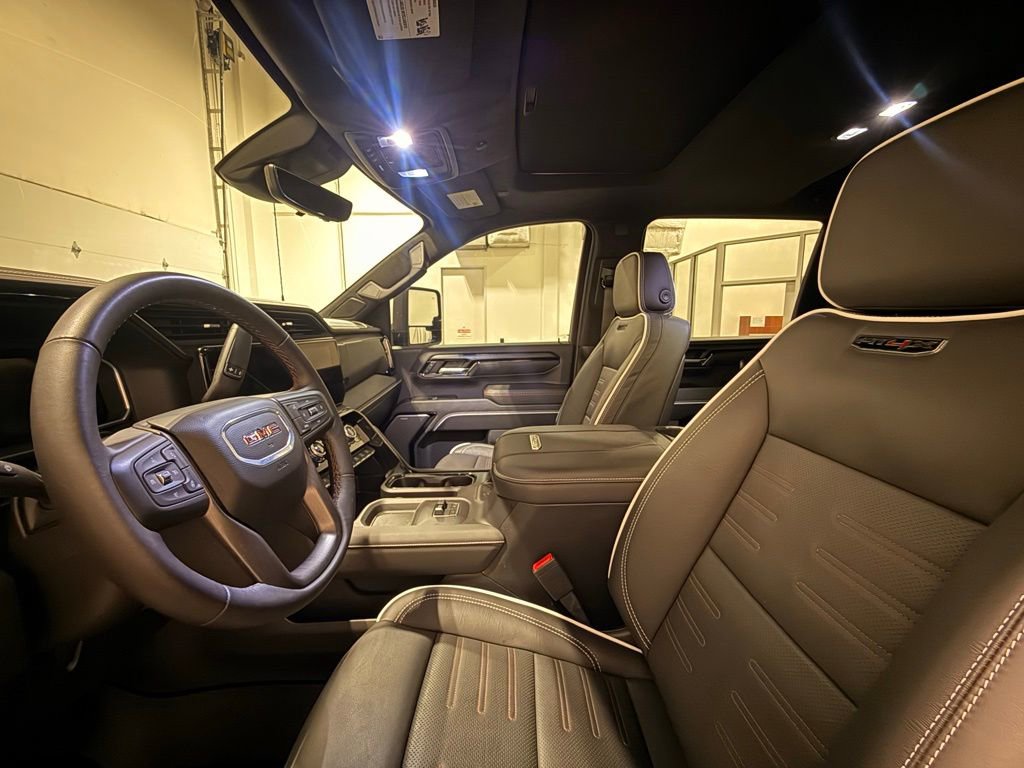 Used 2026 GMC Sierra 2500 AT4X image 17