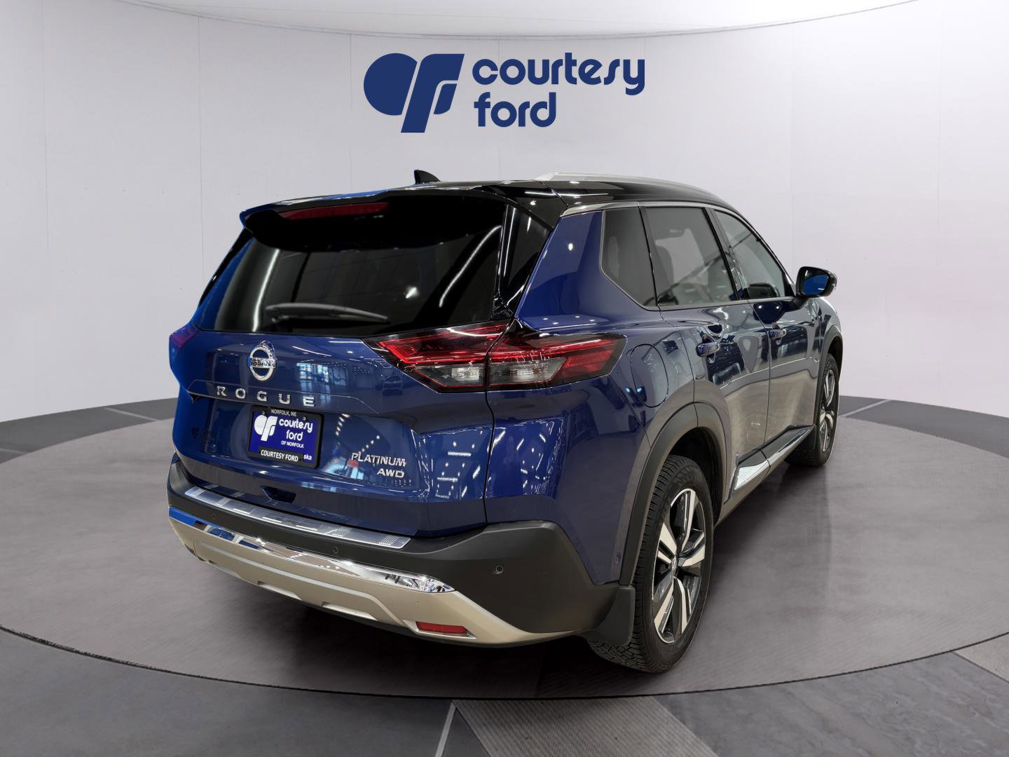 Used 2021 Nissan Rogue Platinum AWD/4WD image 7