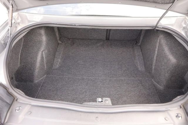 Used 2023 Dodge Challenger R/T w/ Plus Package image 7