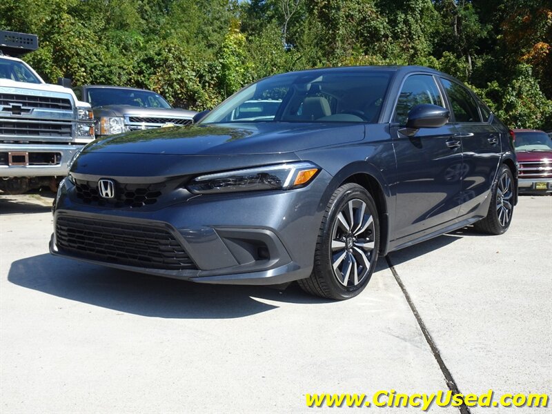 Used 2024 Honda Civic EX-L image 3