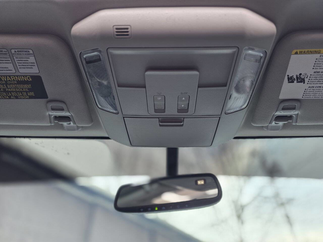 Used 2015 Toyota Tundra Platinum image 40