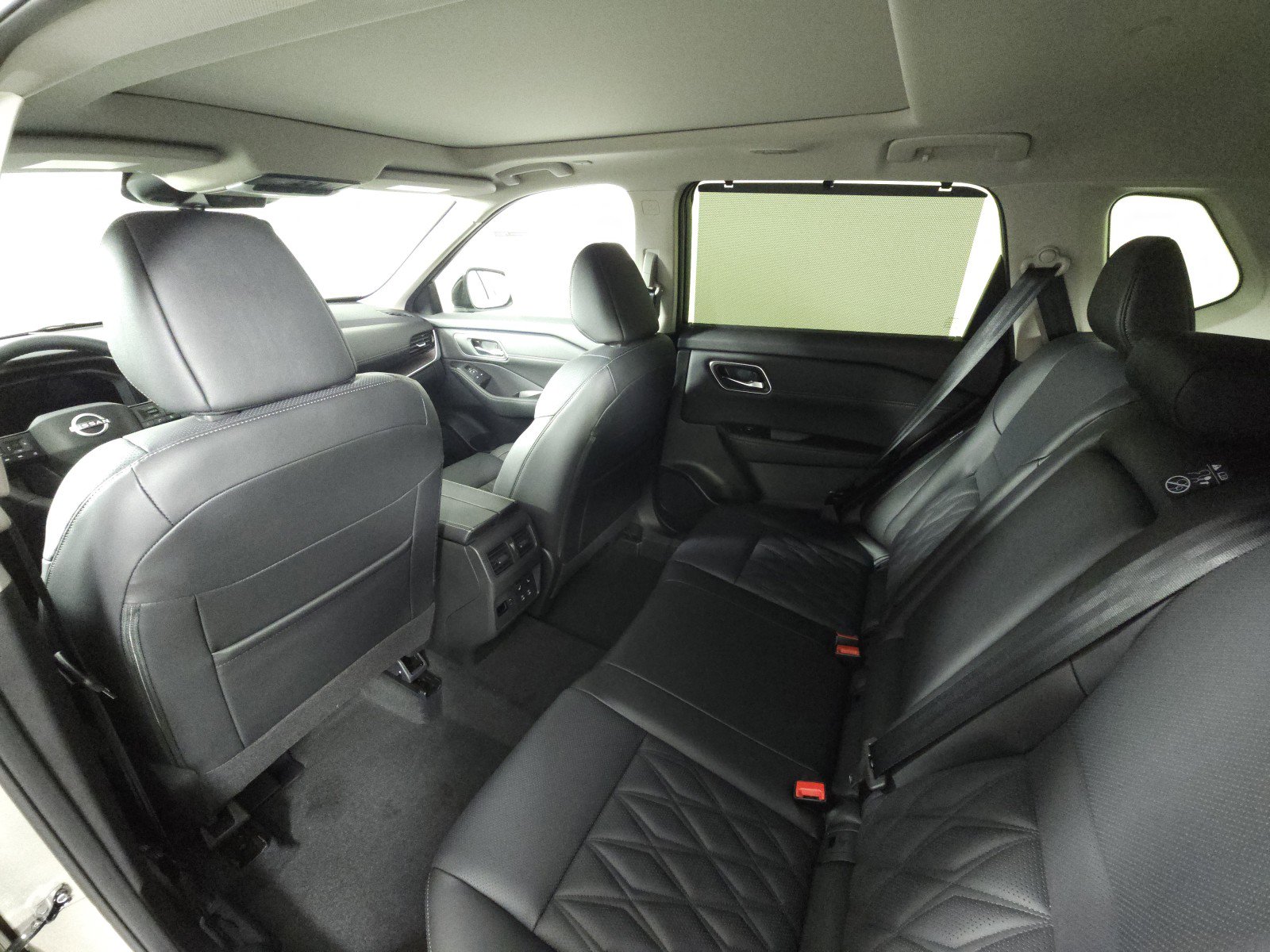 New 2026 Nissan Rogue Platinum image 22