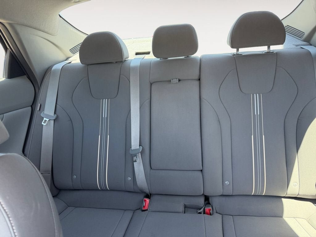 Used 2024 Hyundai Elantra SEL w/ Convenience Package FWD image 12