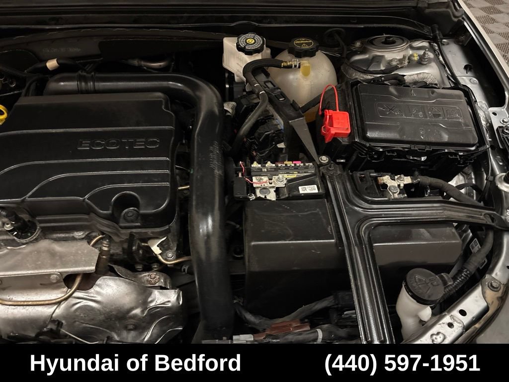 Used 2025 Chevrolet Malibu LT FWD image 23