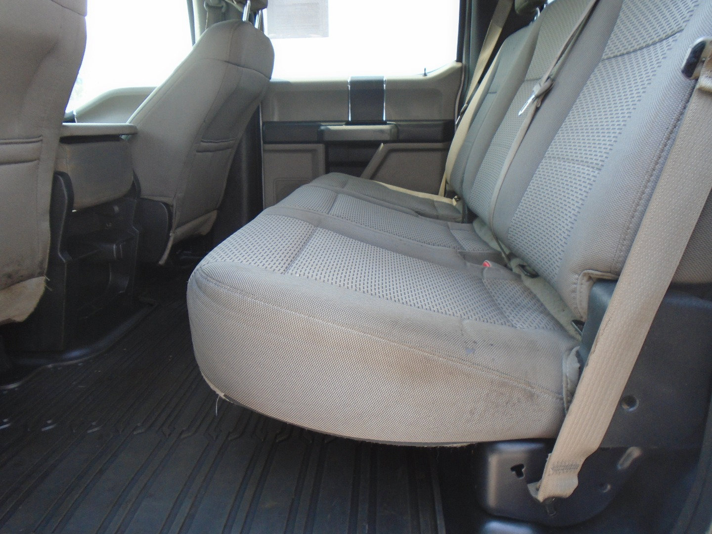 Used 2016 Ford F150 XLT image 9