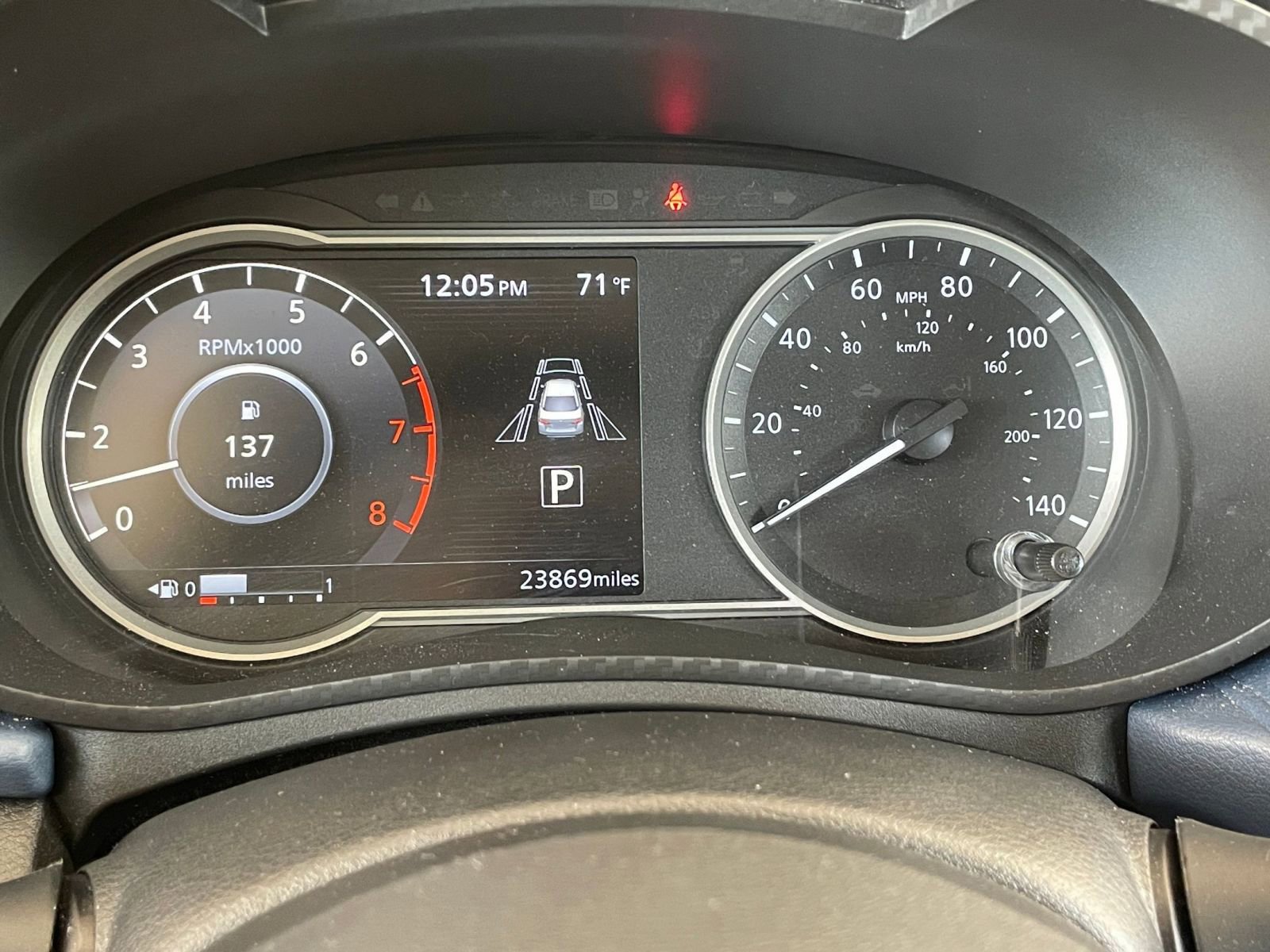Used 2025 Nissan Versa SV image 38