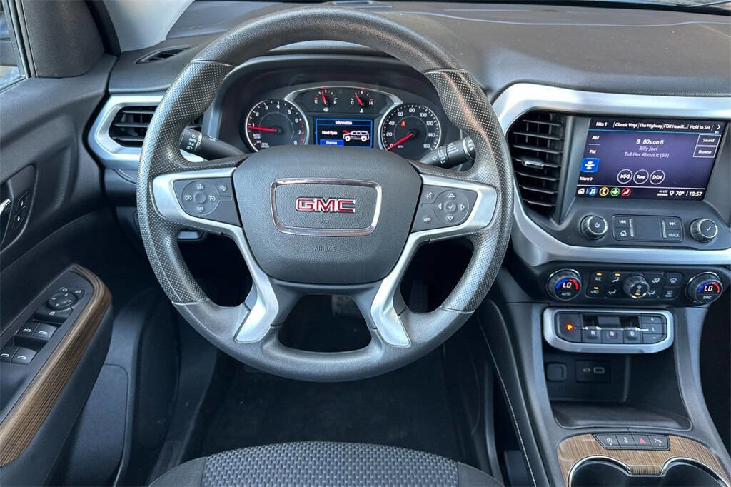 Used 2022 GMC Acadia SLE image 14