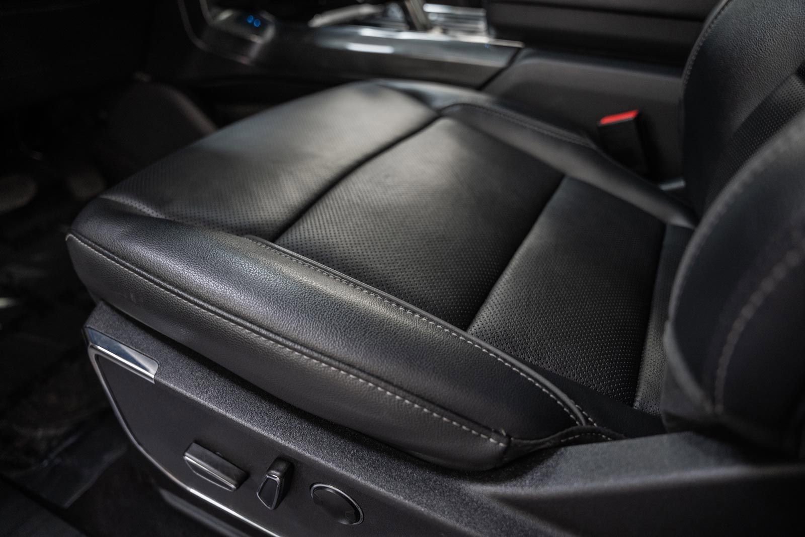 Certified 2023 Ford F150 Lariat w/ Equipment Group 502A High image 43