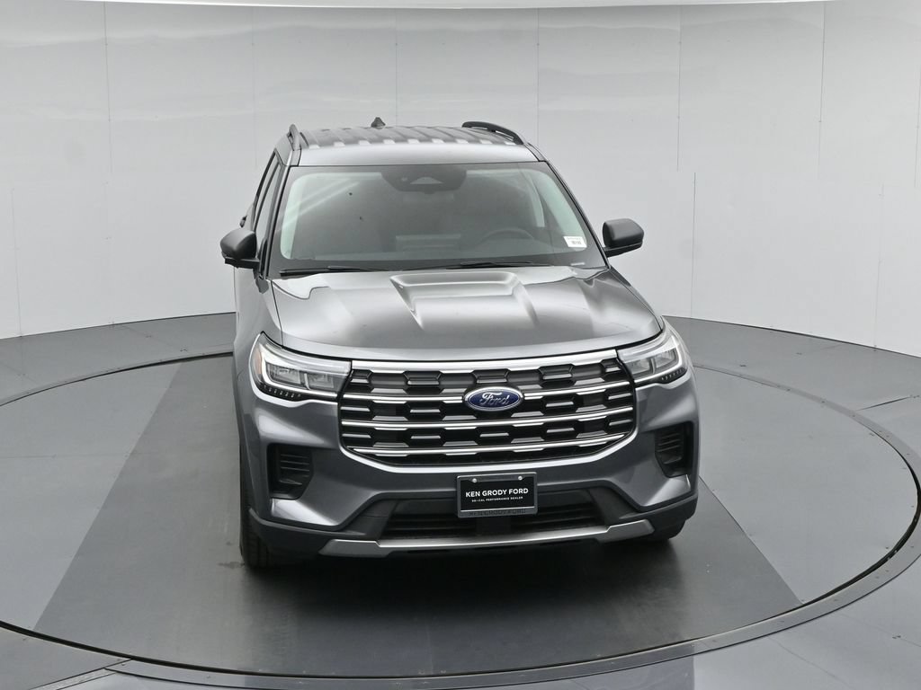 New 2026 Ford Explorer Active RWD image 36