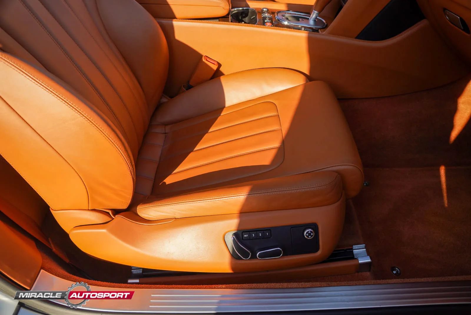 Used 2013 Bentley Continental GT AWD/4WD image 27
