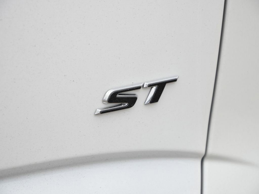 Used 2021 Buick Enclave Essence w/ Sun And Navigation Package image 11