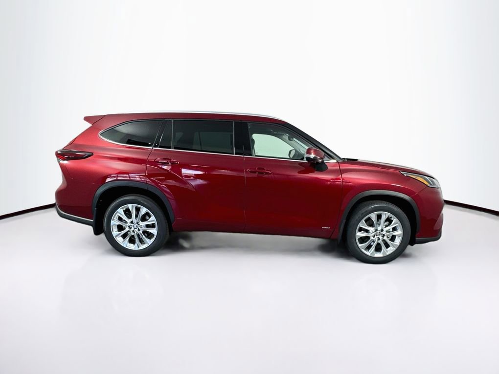 New 2026 Toyota Highlander Limited AWD/4WD image 10