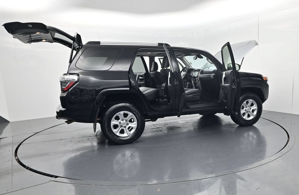 Used 2021 Toyota 4Runner SR5 Premium w/ Moonroof Package AWD/4WD image 66