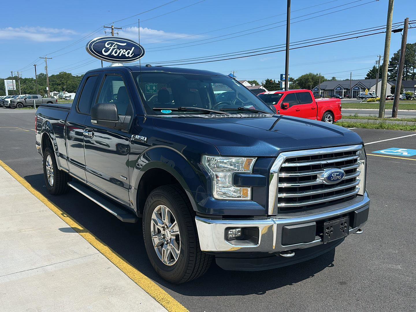 Used 2015 Ford F150 XLT w/ Equipment Group 301A Mid AWD/4WD image 3