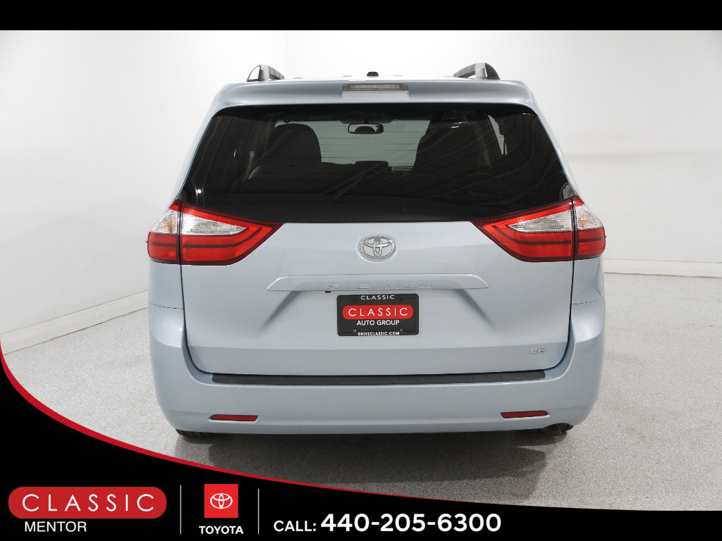 Used 2015 Toyota Sienna LE FWD image 20