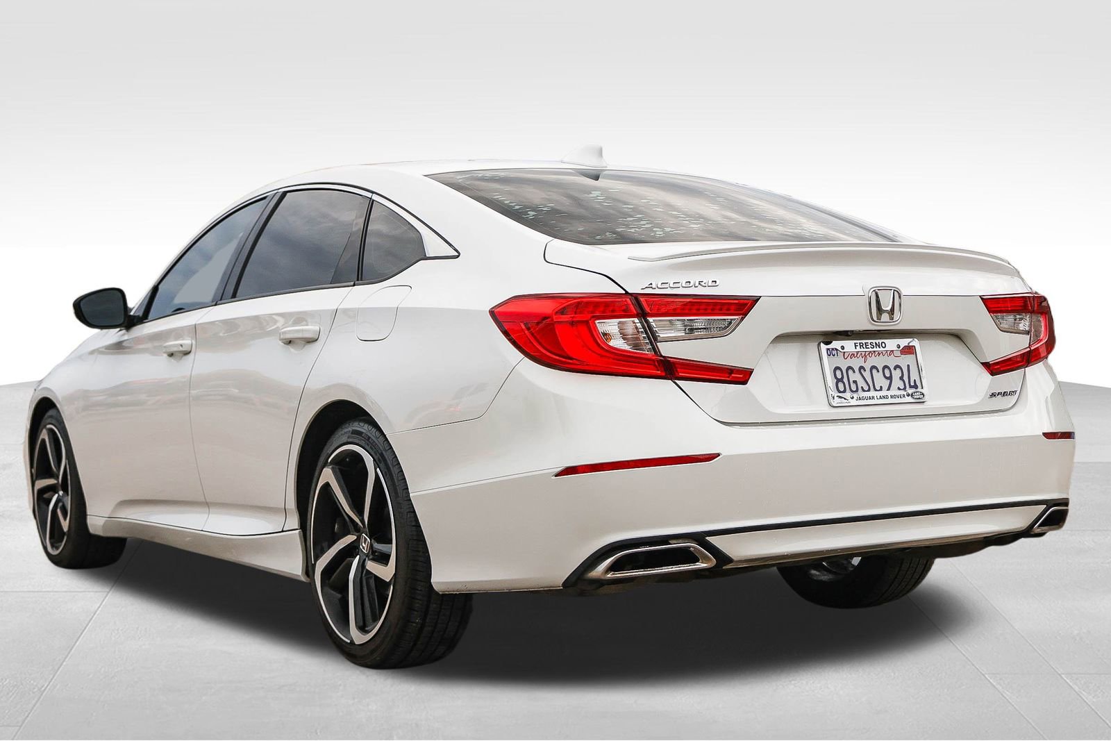 Used 2018 Honda Accord Sport image 7