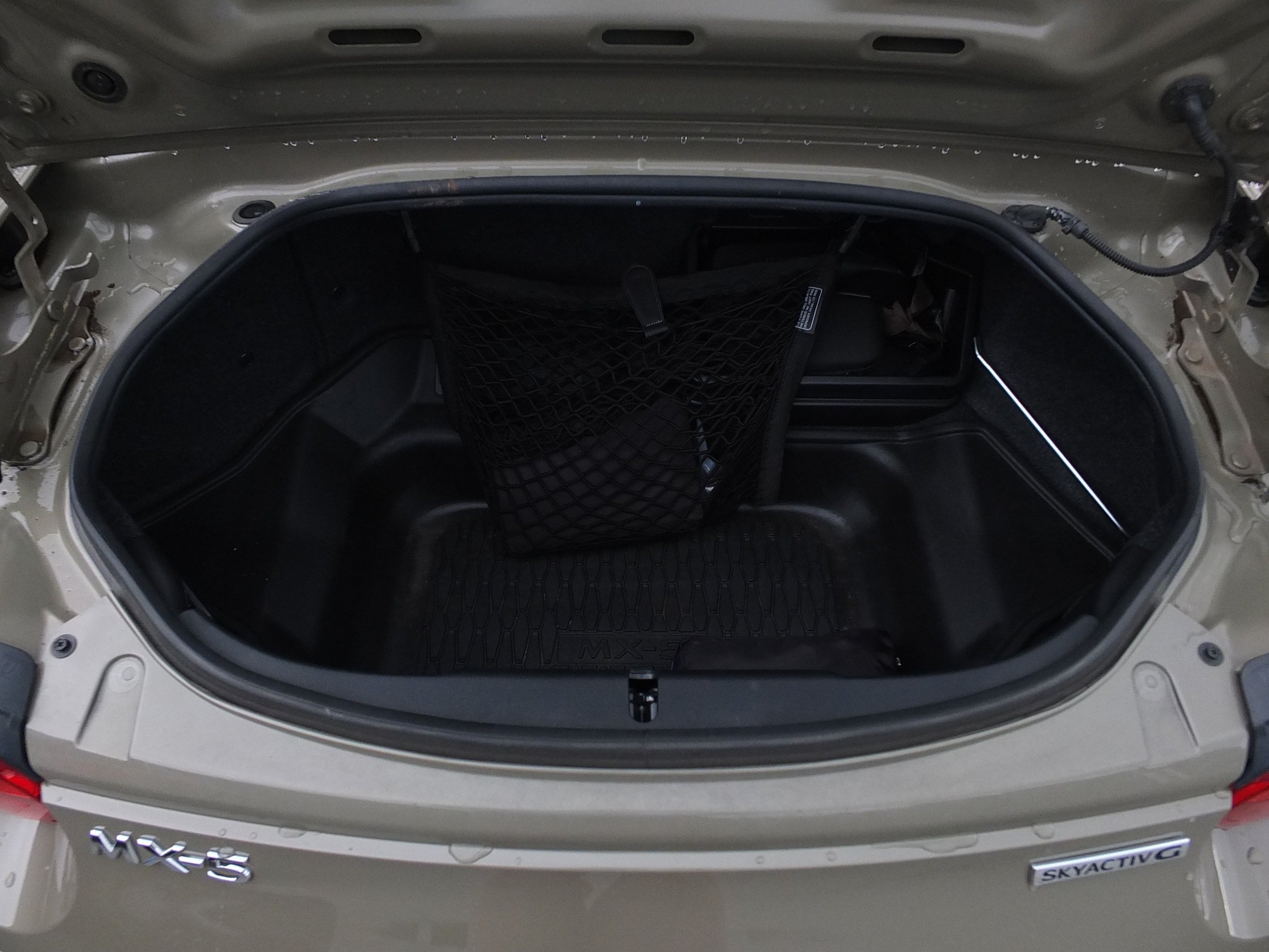 Used 2023 MAZDA MX-5 Miata Grand Touring w/ Weather Package RWD image 15