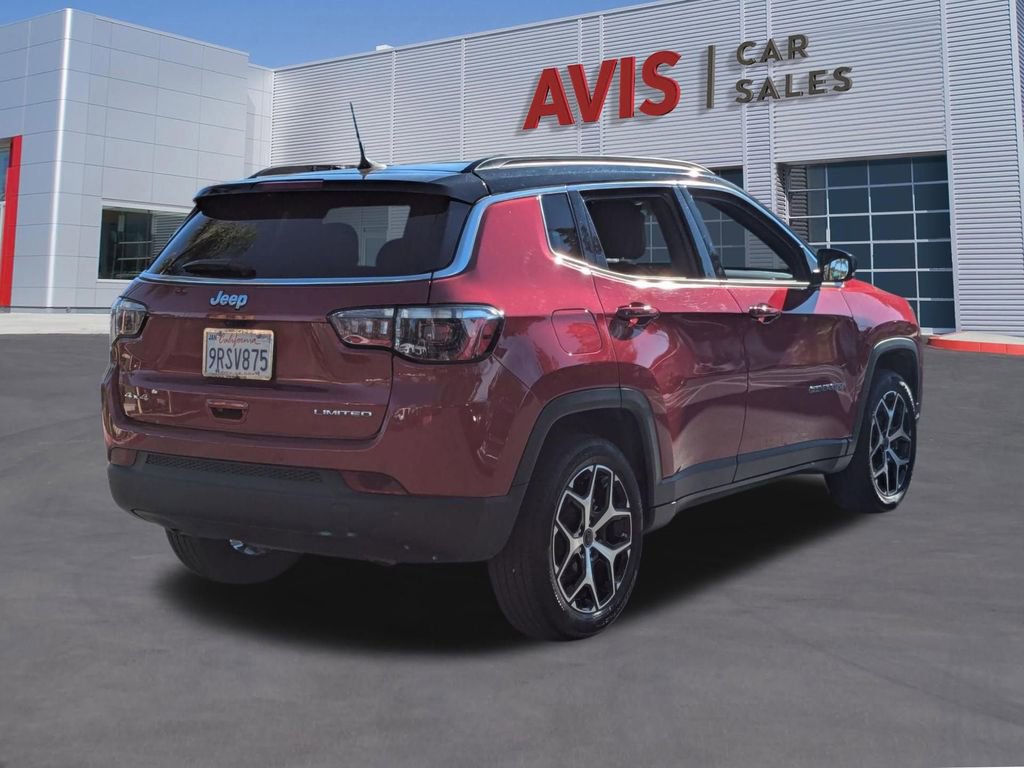 Used 2025 Jeep Compass Limited image 6