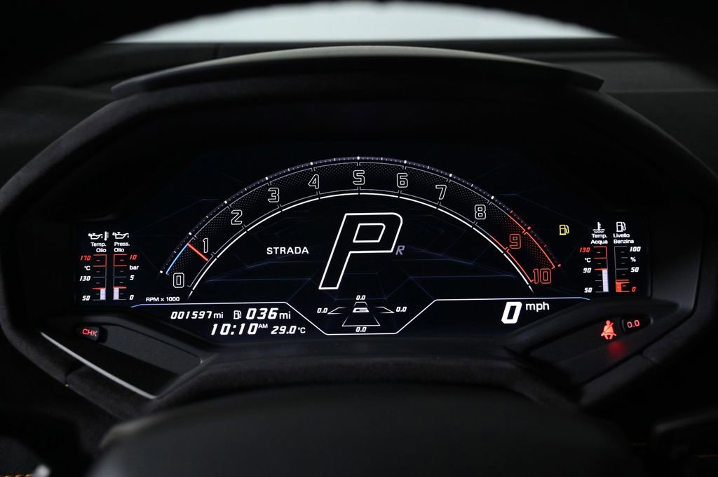 Used 2023 Lamborghini Huracan Tecnica RWD image 10