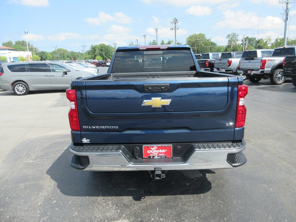 Certified 2022 Chevrolet Silverado 1500 LT w/ Leather Package AWD/4WD image 6