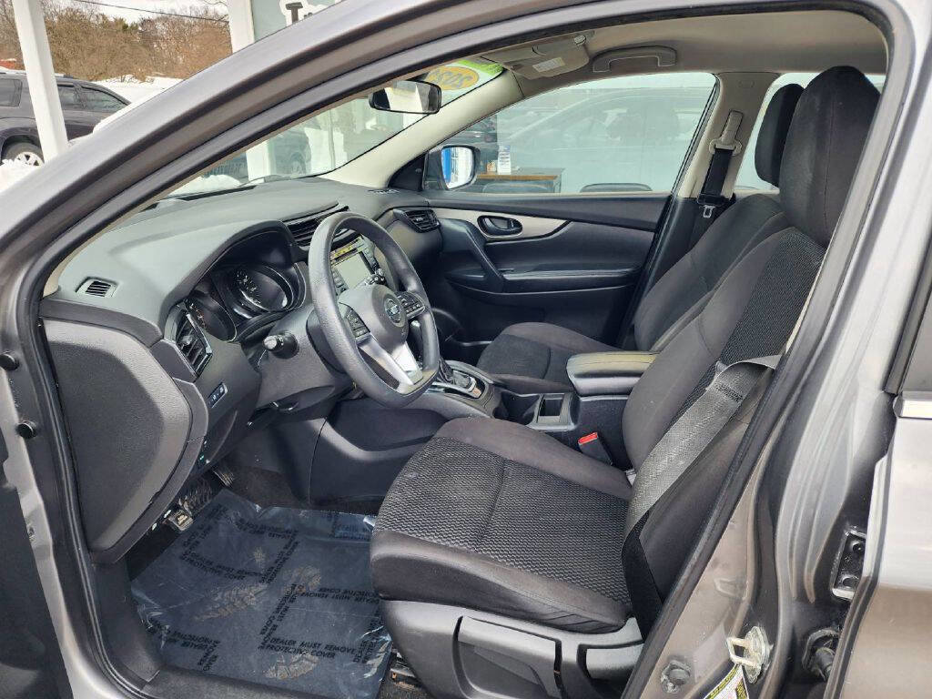 Used 2021 Nissan Rogue Sport S FWD image 7
