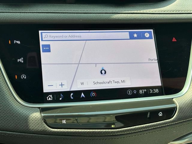 Used 2023 Cadillac XT5 Sportv w/ Technology Package AWD/4WD image 17