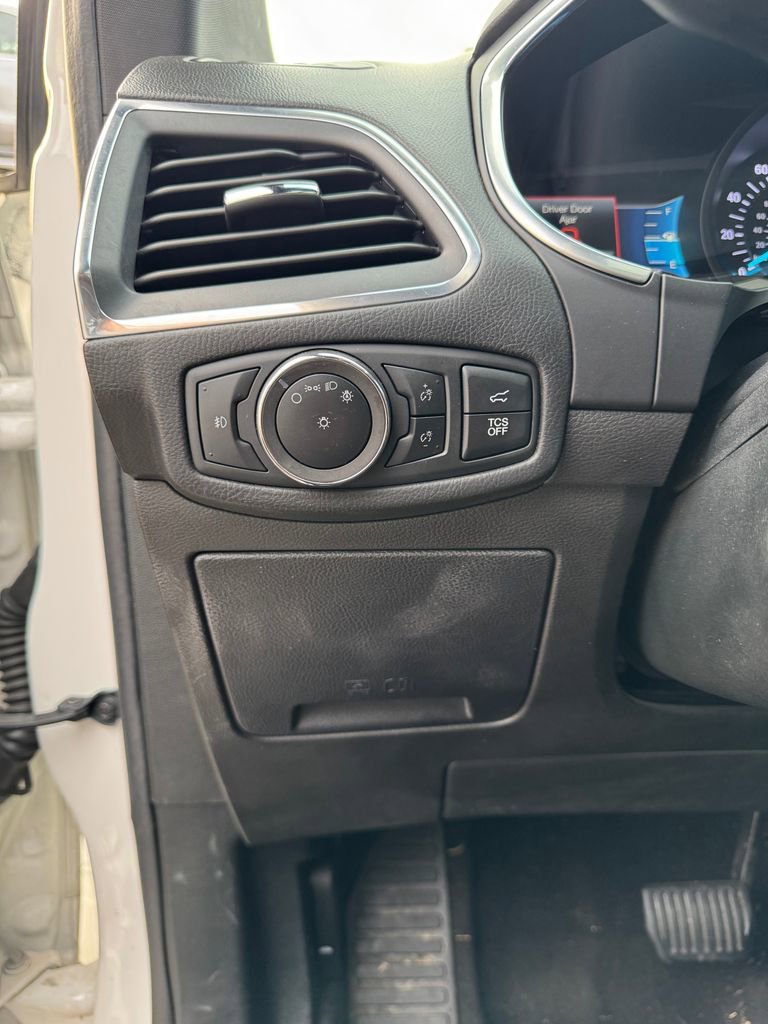 Used 2020 Ford Edge Titanium w/ Equipment Group 301A image 12