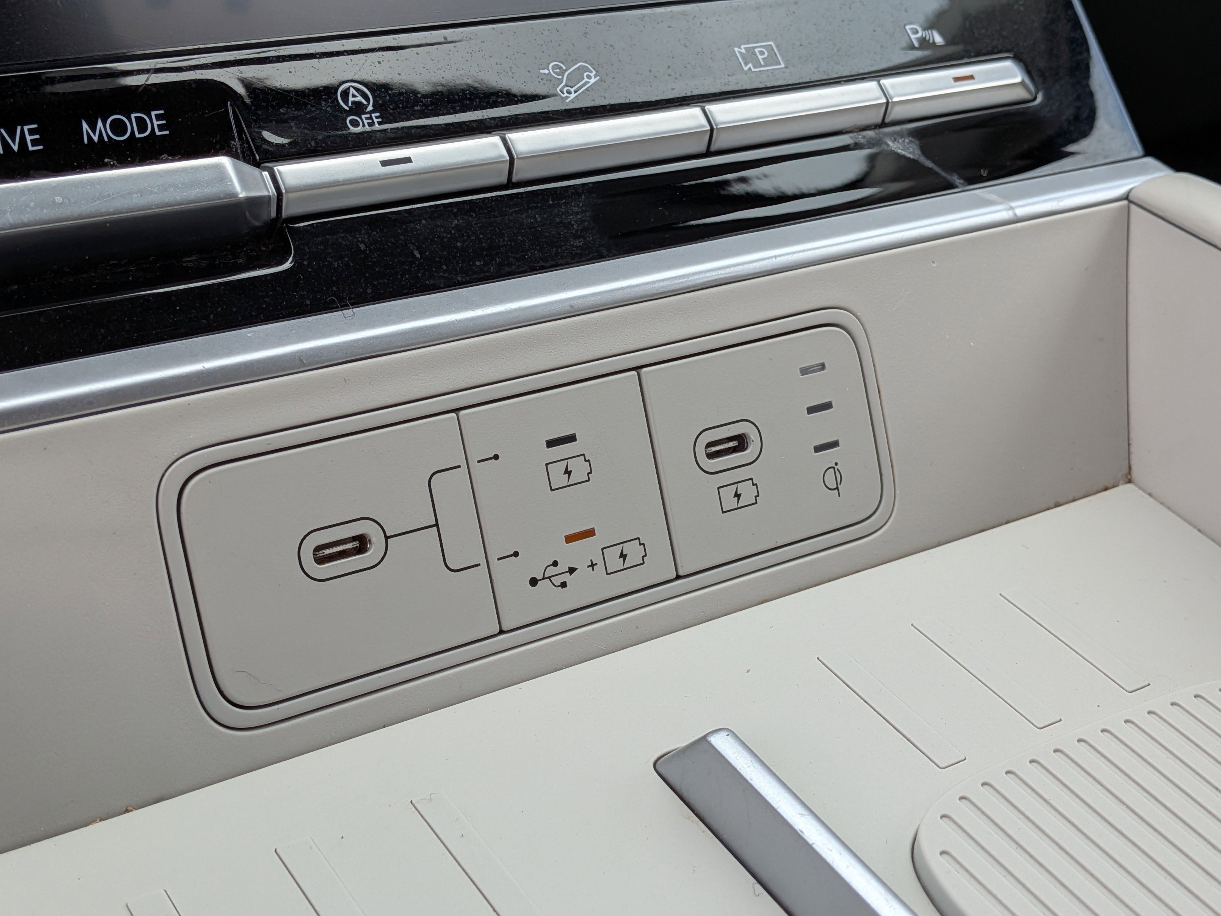 Used 2024 Hyundai Santa Fe SEL image 31