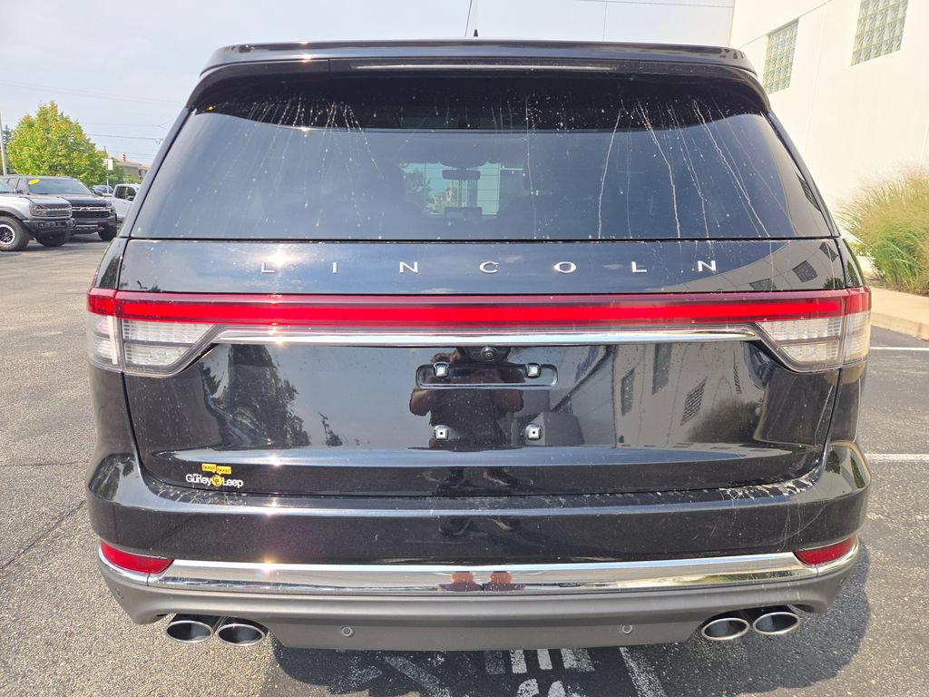 Used 2024 Lincoln Aviator Reserve AWD/4WD image 5