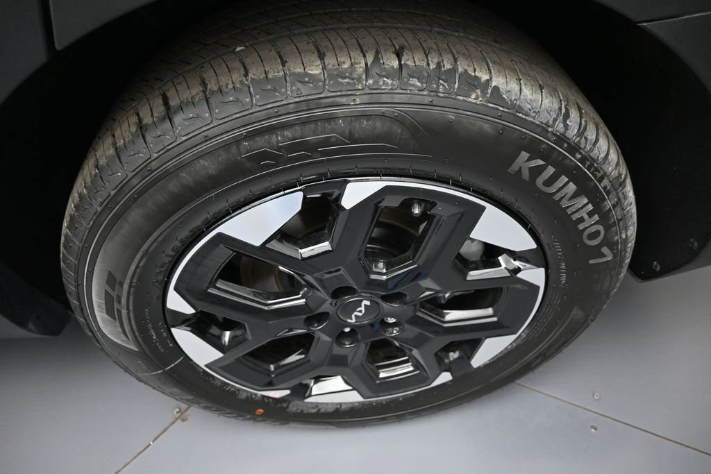 New 2026 Kia Sorento S FWD image 15