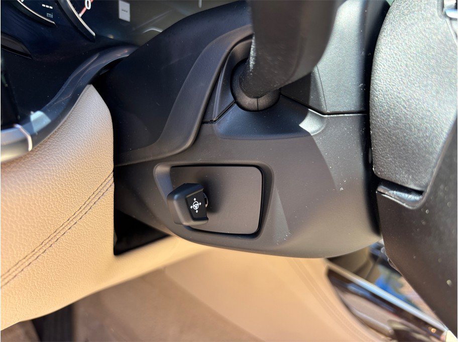 Used 2016 BMW 750i RWD image 22