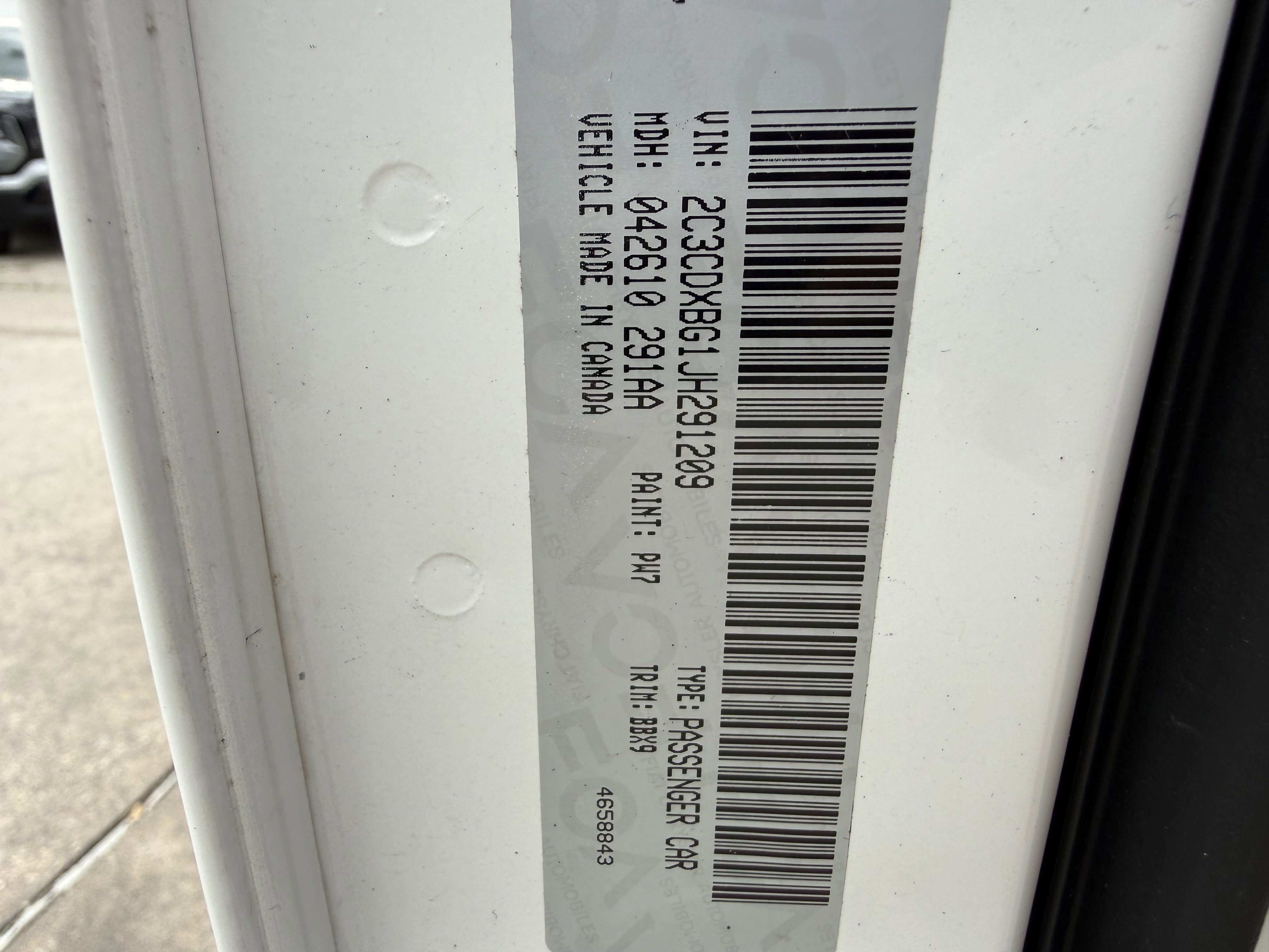 Used 2018 Dodge Charger SXT w/ Blacktop Package image 34