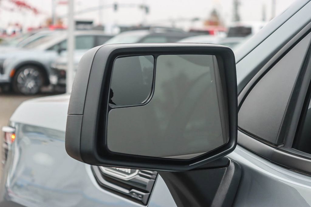 Used 2025 GMC Sierra 1500 Elevation image 16