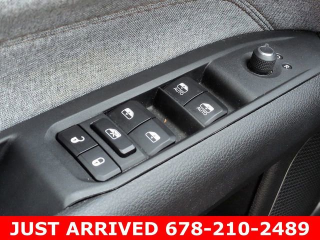 Used 2024 Jeep Compass Latitude image 24