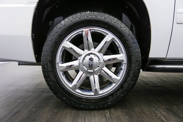 Used 2011 GMC Yukon XL Denali AWD/4WD image 45