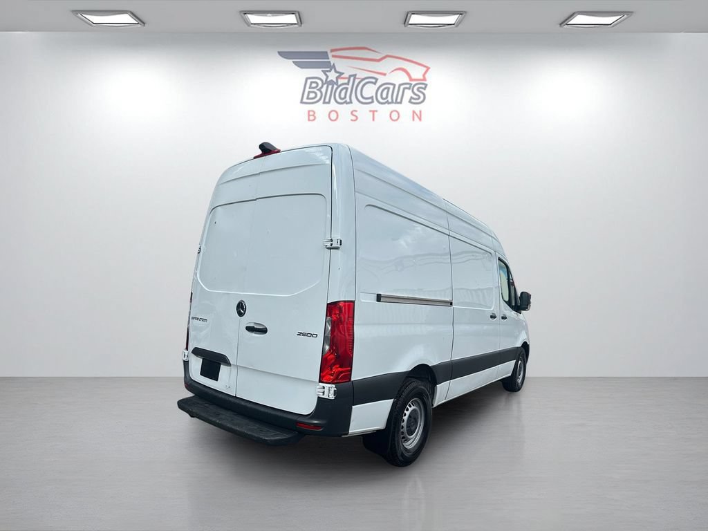 Used 2023 Mercedes-Benz Sprinter 2500 w/ Acoustic Package image 4