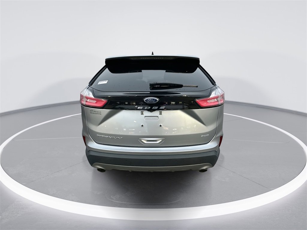 Used 2021 Ford Edge Titanium image 7