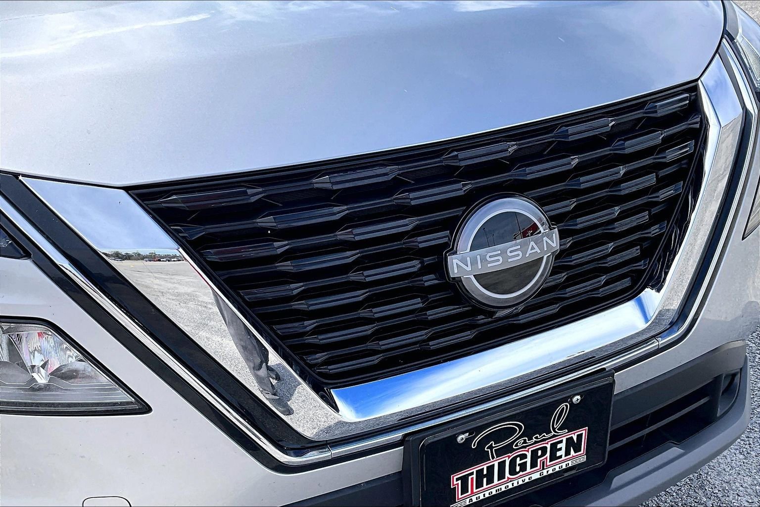 Used 2023 Nissan Rogue SV image 28