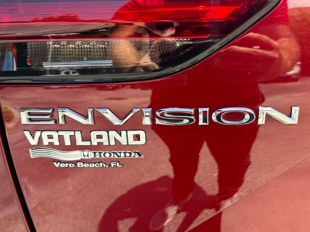 Used 2021 Buick Envision Essence w/ Technology Package I FWD image 37