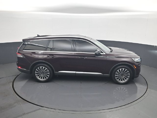Used 2023 Lincoln Aviator AWD w/ Premium Package image 17