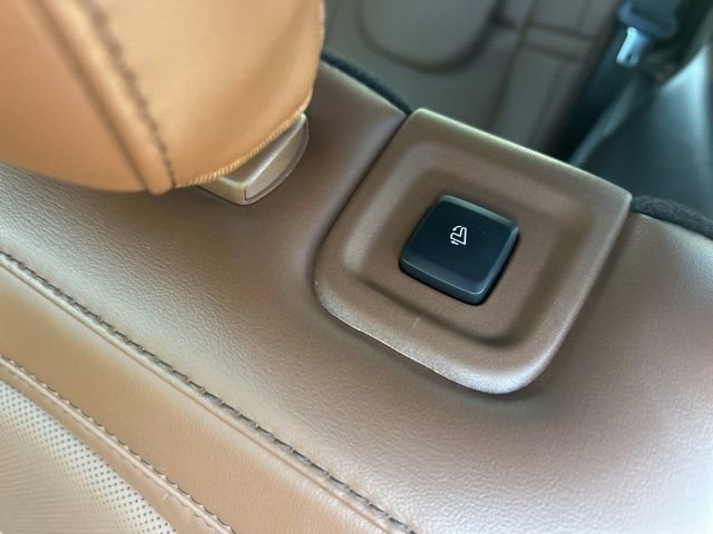 Used 2021 Lincoln Aviator Reserve w/ Class IV Trailer Tow Package image 32