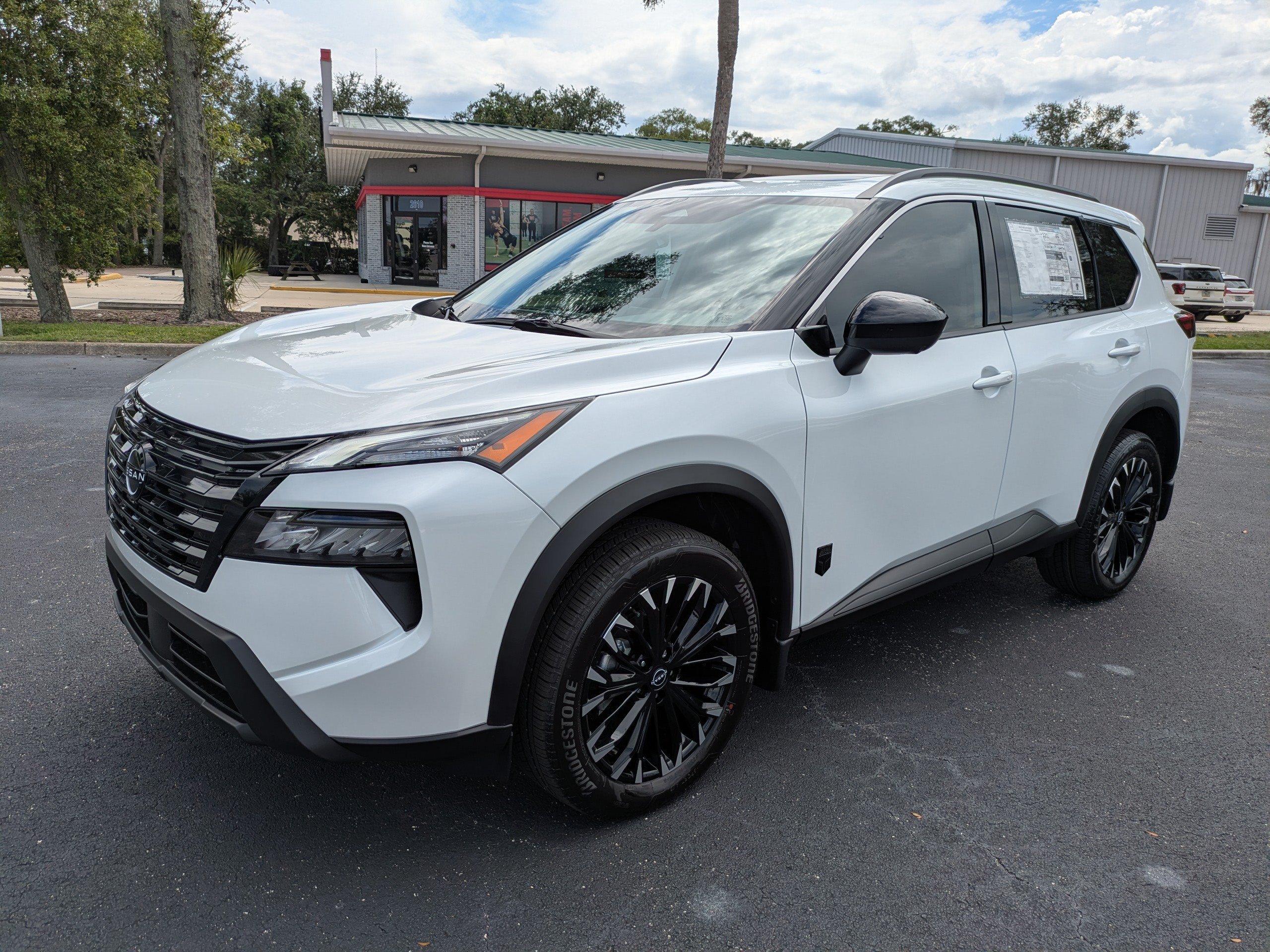 New 2026 Nissan Rogue Dark Armor FWD image 8